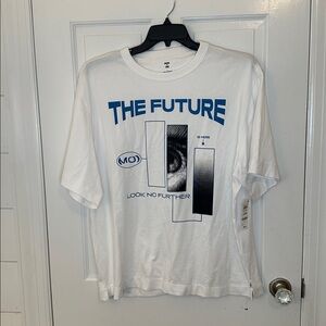 Mode of One The Future Is Here Tshirt size L NWT